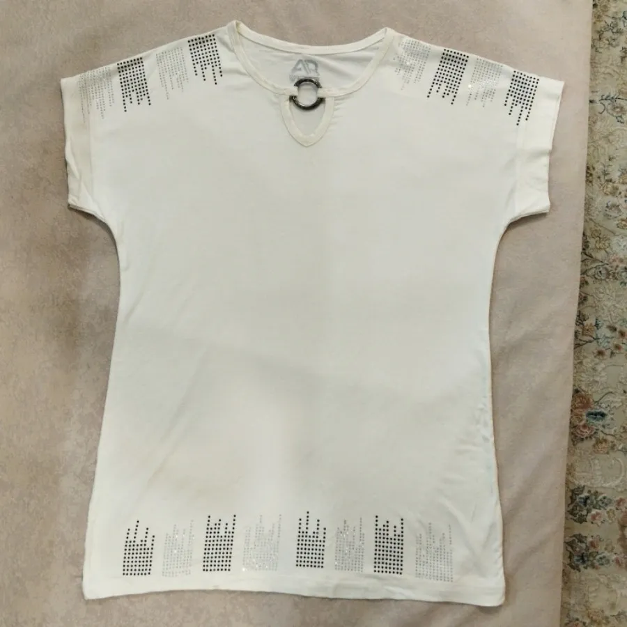 تیشرت سفید