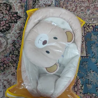 اغوشی نوزاد