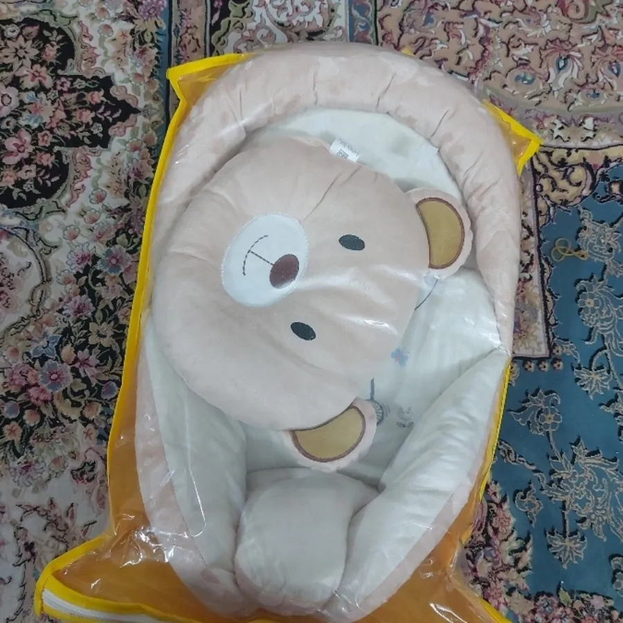 اغوشی نوزاد