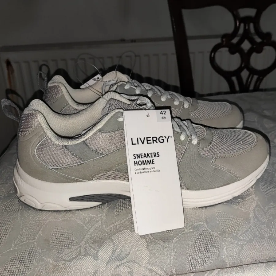 کفش مردانه برند لیورجی