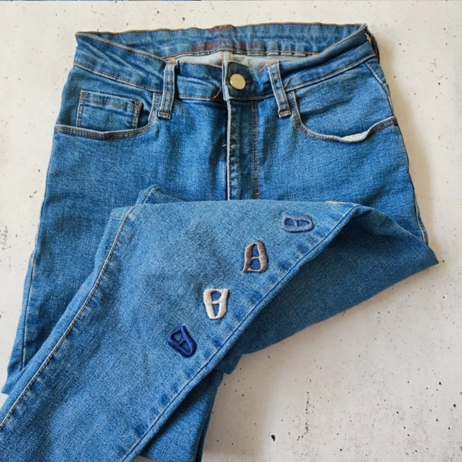 شلوار جین آبی