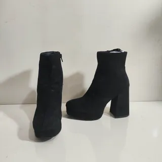 بوت وارداتی