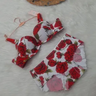 ست شورت و سوتین