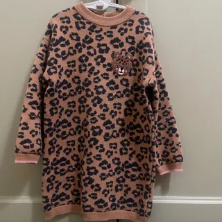 پیراهن دخترانه