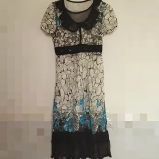 پیراهن عروسکی