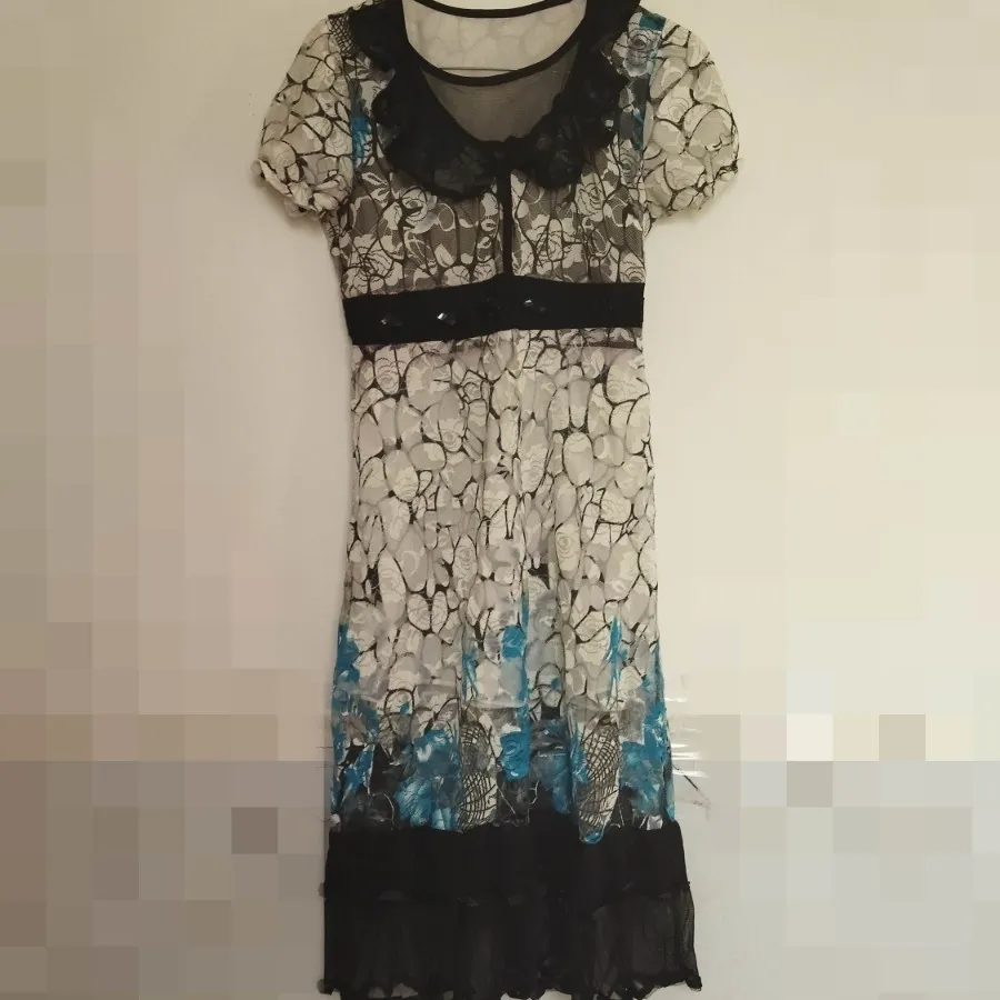 پیراهن عروسکی