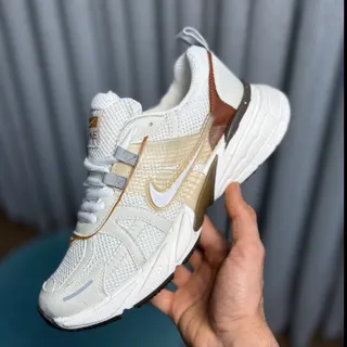 کتانی نایک v2k زنانه