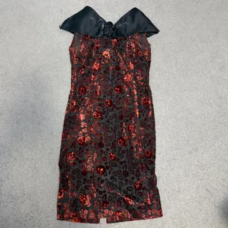 پیراهن مجلسی مخمل میدی