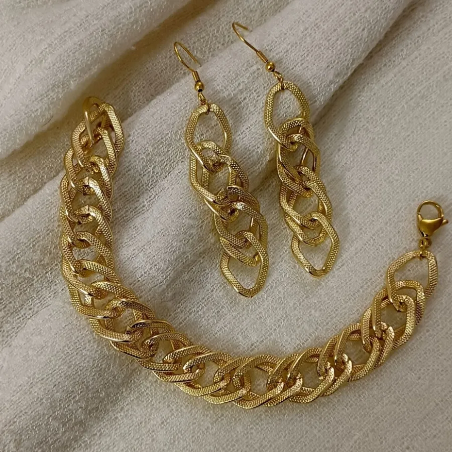 نیمست کارتیر طرحدار