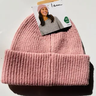 کلاه بافت برند i am