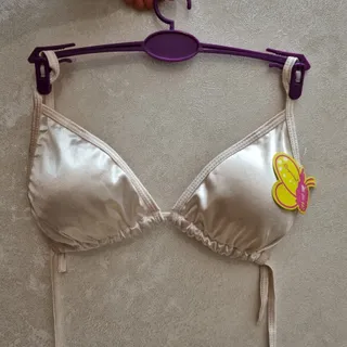 سوتین با بند های گره ای