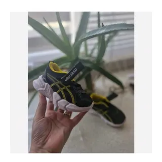 کتونی بچگانه