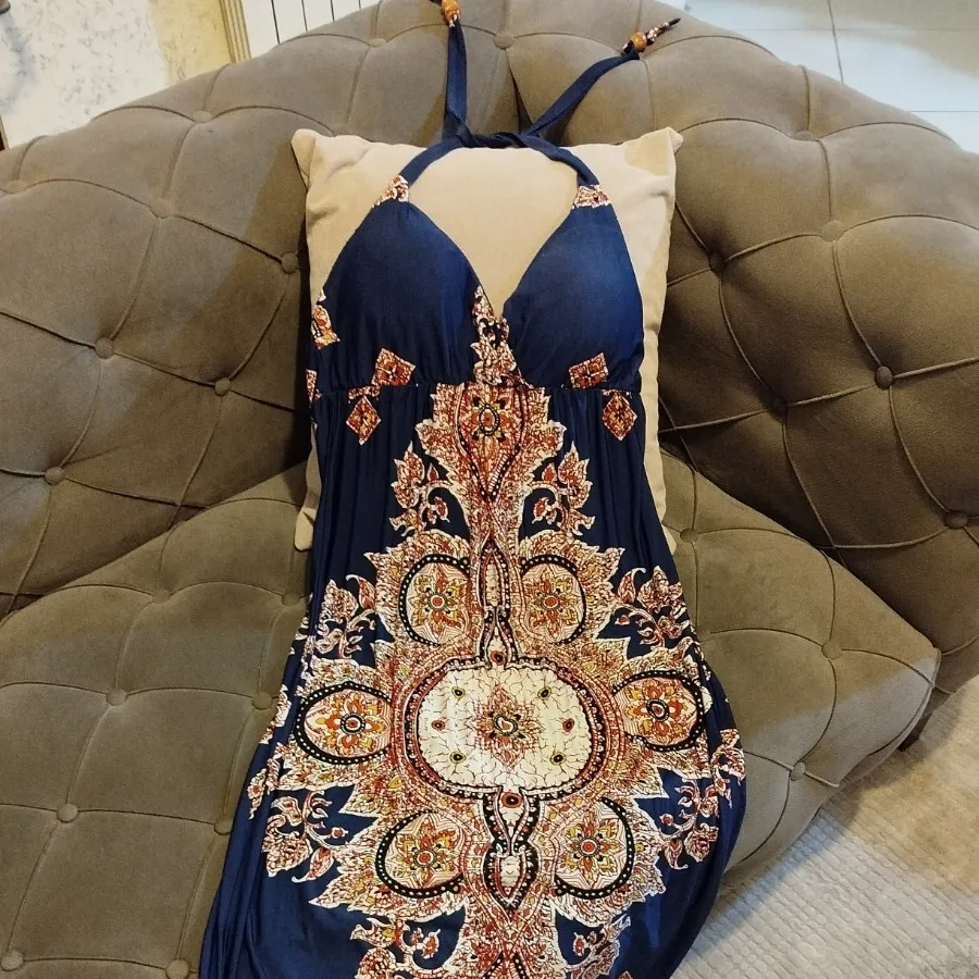 پیراهن بلند