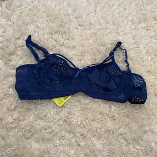 سوتین دانتل