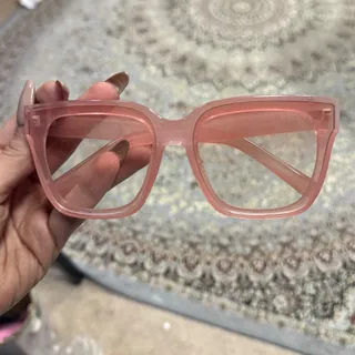 عینک صورتی بسیار شیک