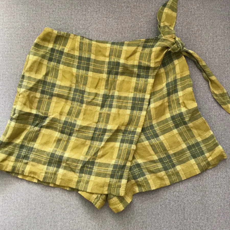 شلوارک ضخیم زیپدار و گره