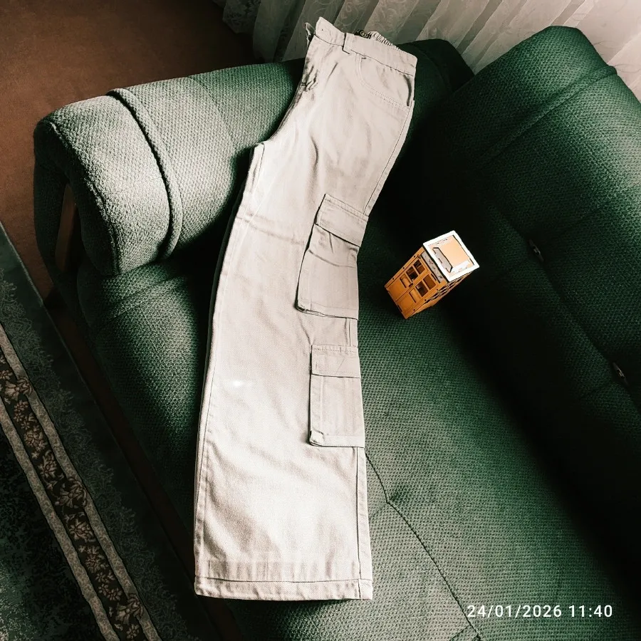 شلوارکارگوی سبزخیلی ملایم