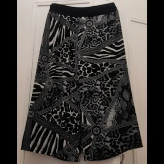 شلوار دامنی