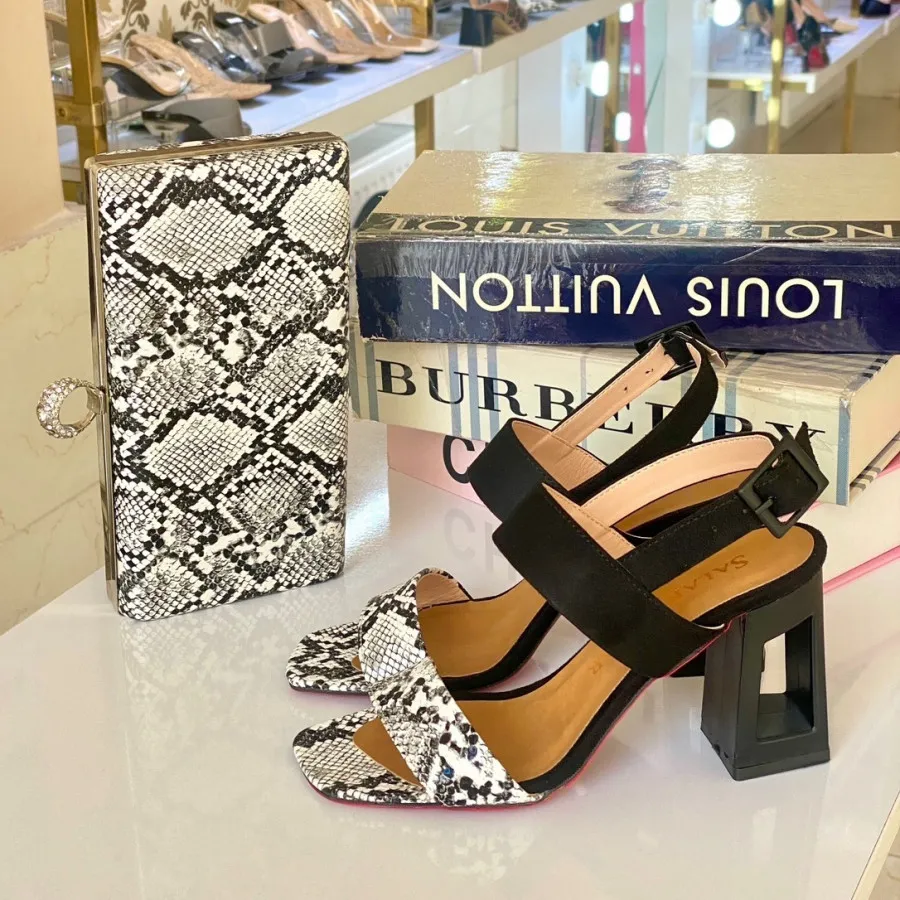 کیف و کفش جلوباز پوست مار