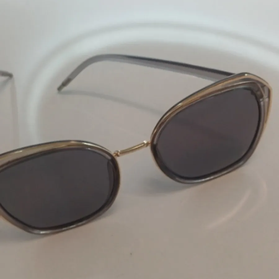 عینک آفتابی