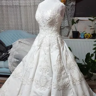 لباس عروس زاک پوزن