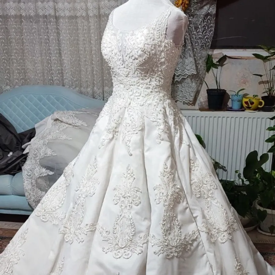 لباس عروس زاک پوزن