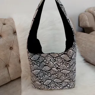 کیف پوست ماری