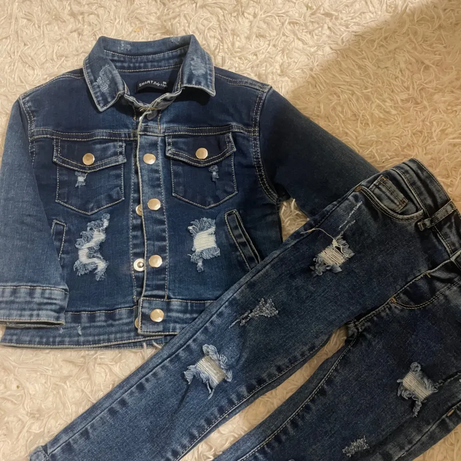 کاپشن و شلوار جین