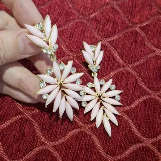 گوشواره زنانه