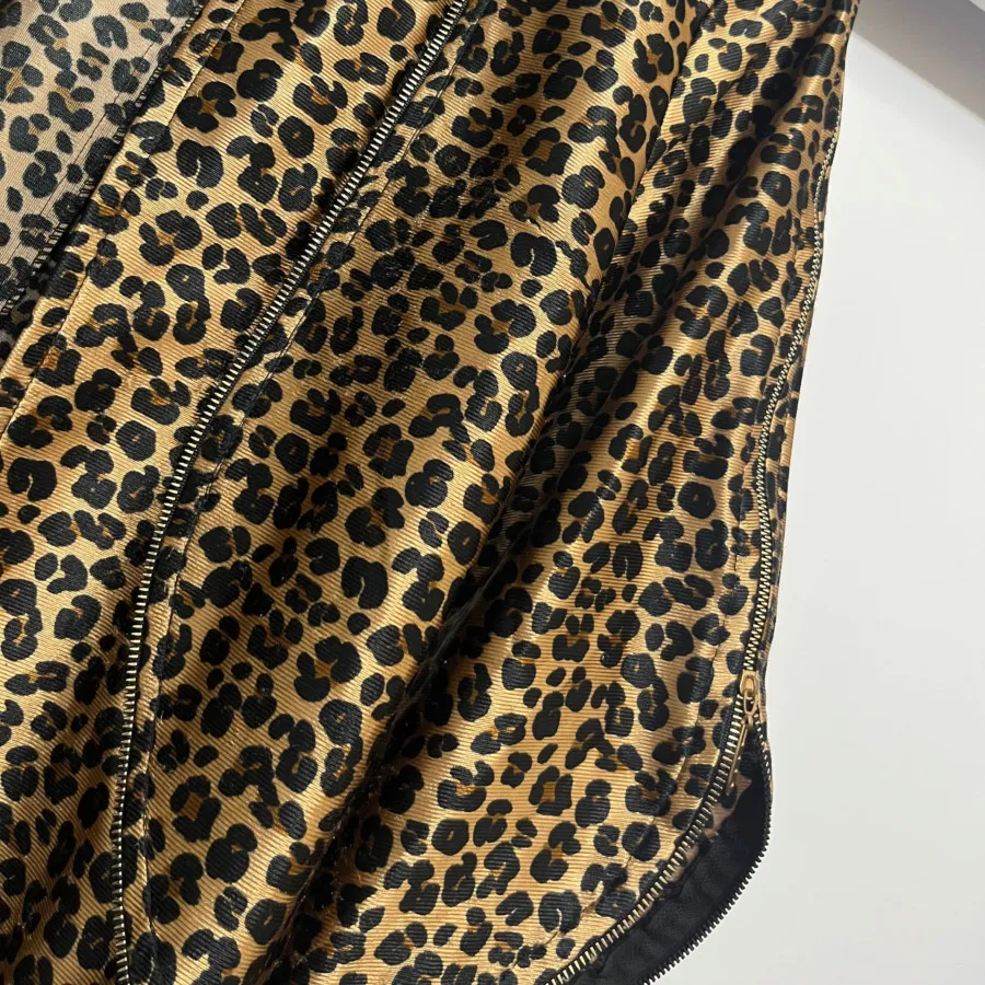 مانتو جلوباز پلنگی