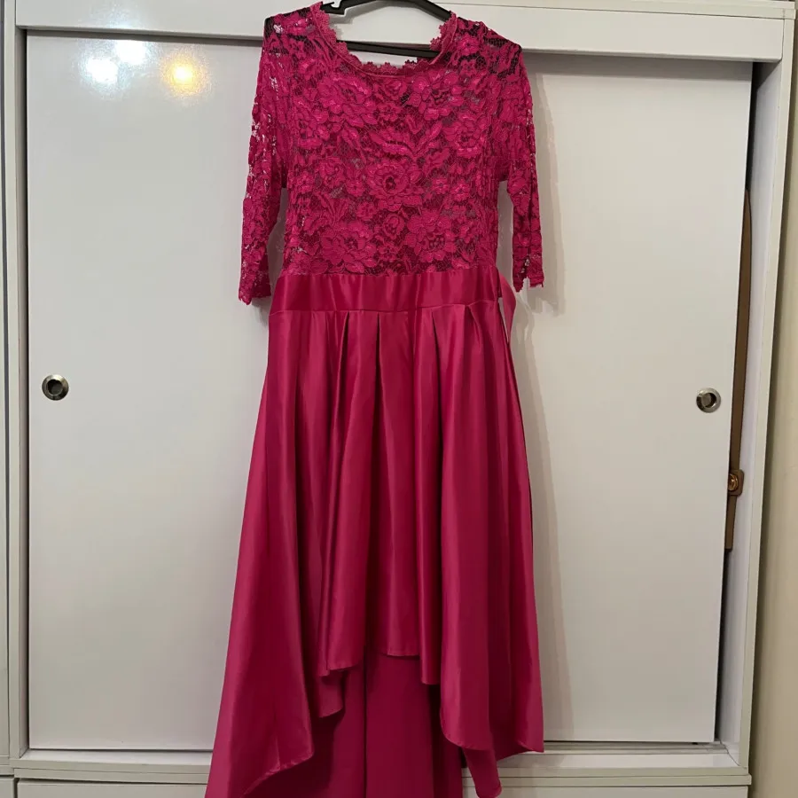 پیراهن دانتل و ساتن