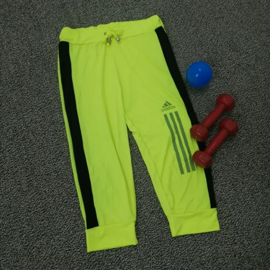 شلوار ورزشی