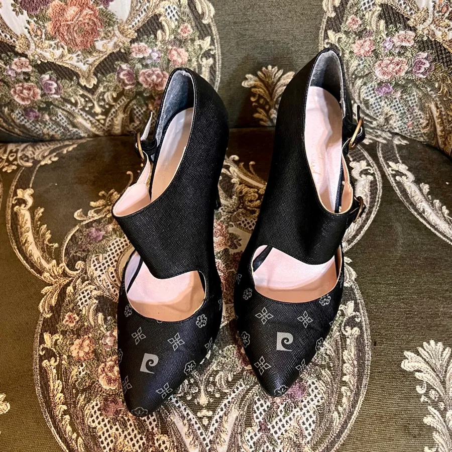 کفش پیرکاردین