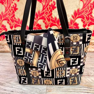 کیف همراه روسری