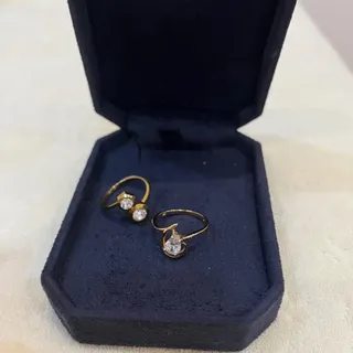 انگشتر نگین دار