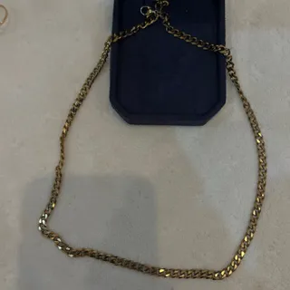 گردنبند کارتیر