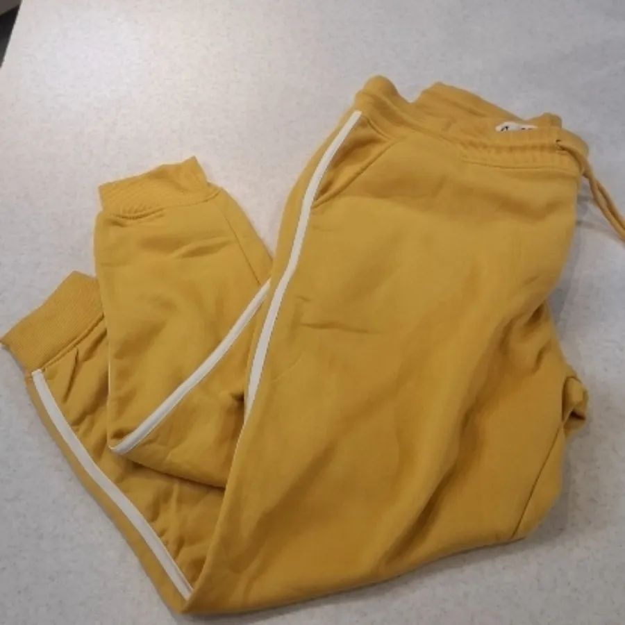 شلوار زنانه