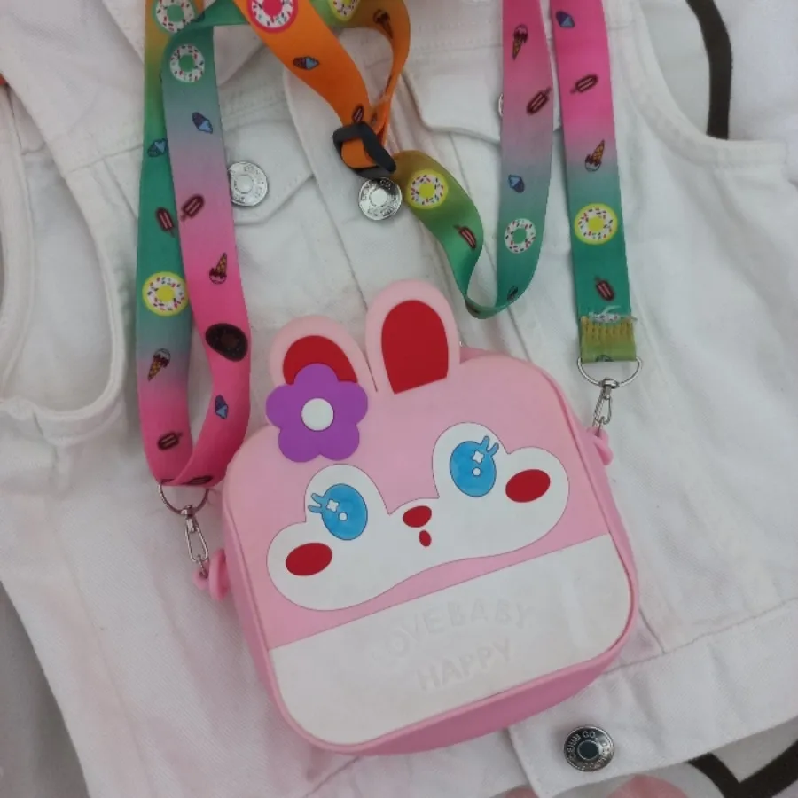 کیف سیلیکونی کودک