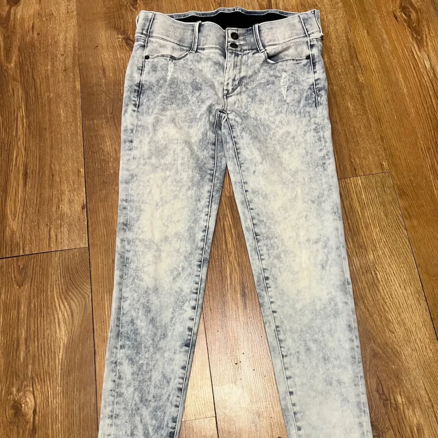 شلوار جین اسکینی