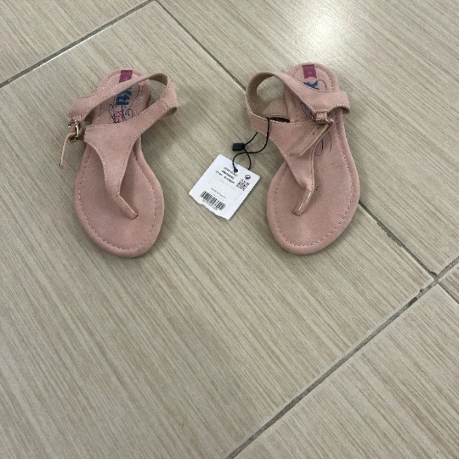 صندل دخترانه