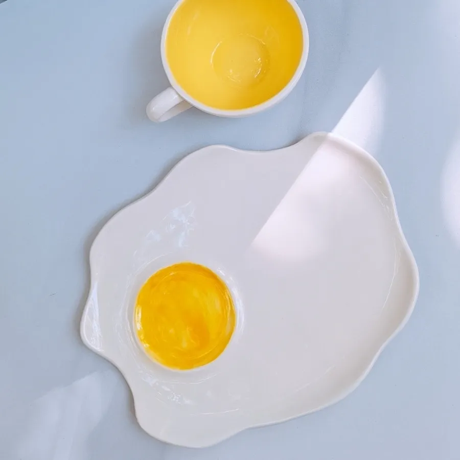 ست فنجان و زیر فنجانی