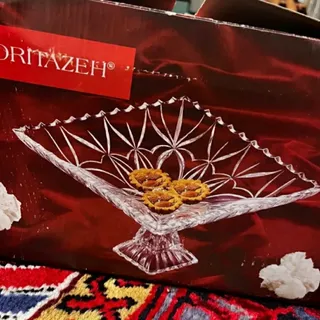 شیرینی خوری بزرگ