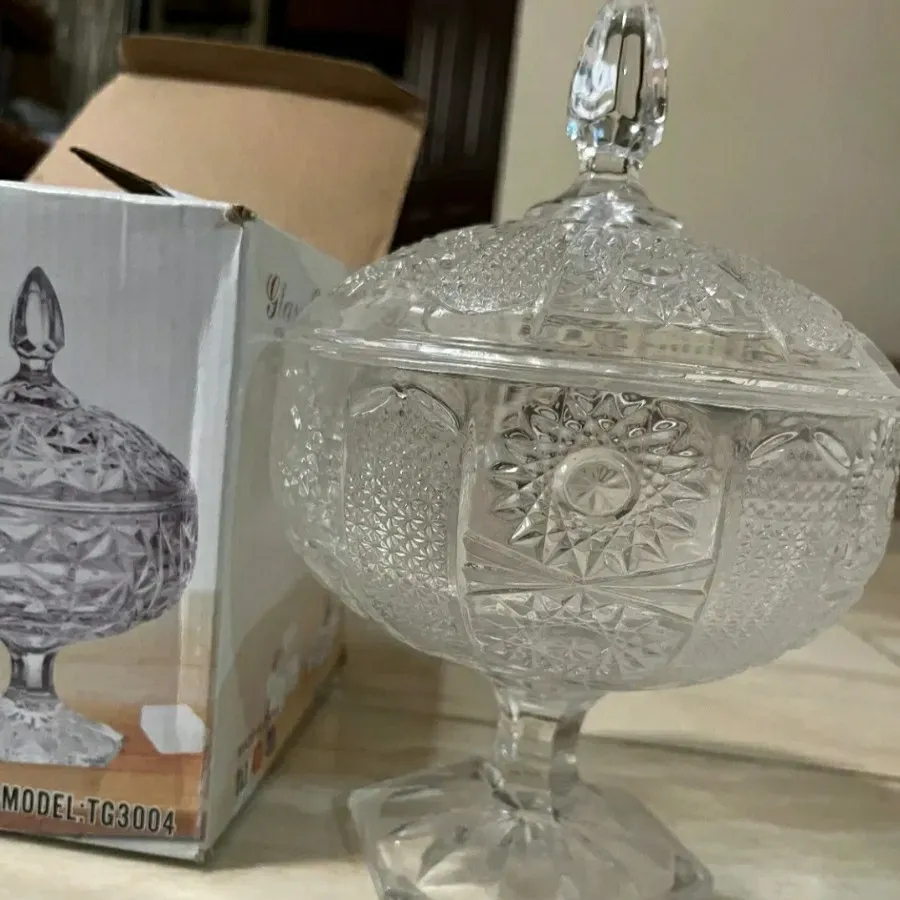 شکلات خوری پایه دار