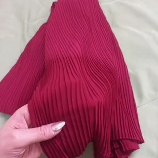 شال حریر پلیسه