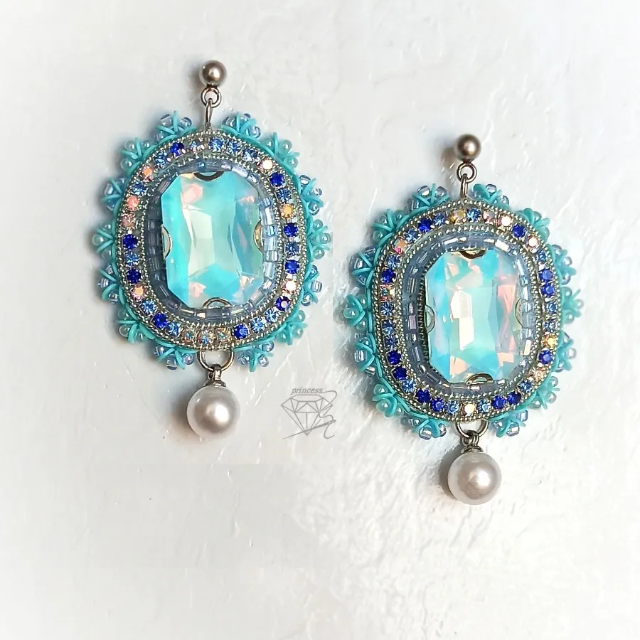 گوشواره جواهردوزی آبی