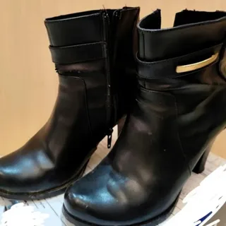 کفش نیم بوت