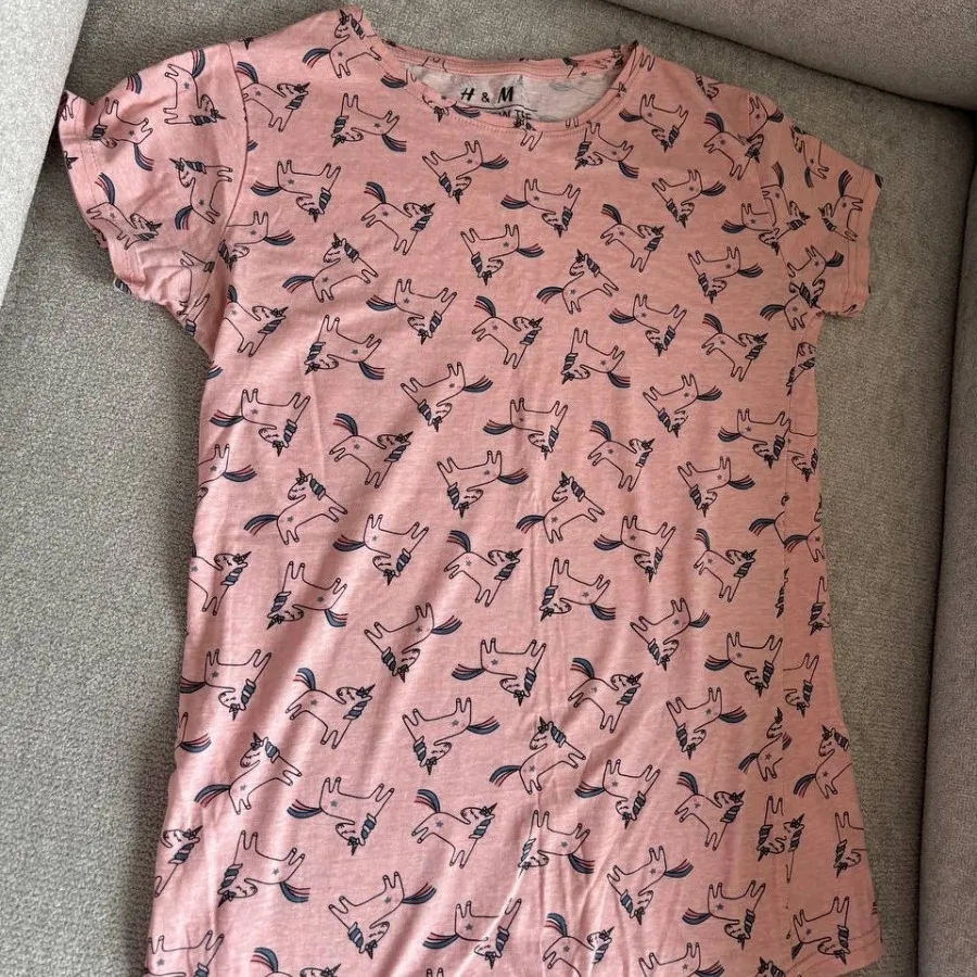 تیشرت اچ ام