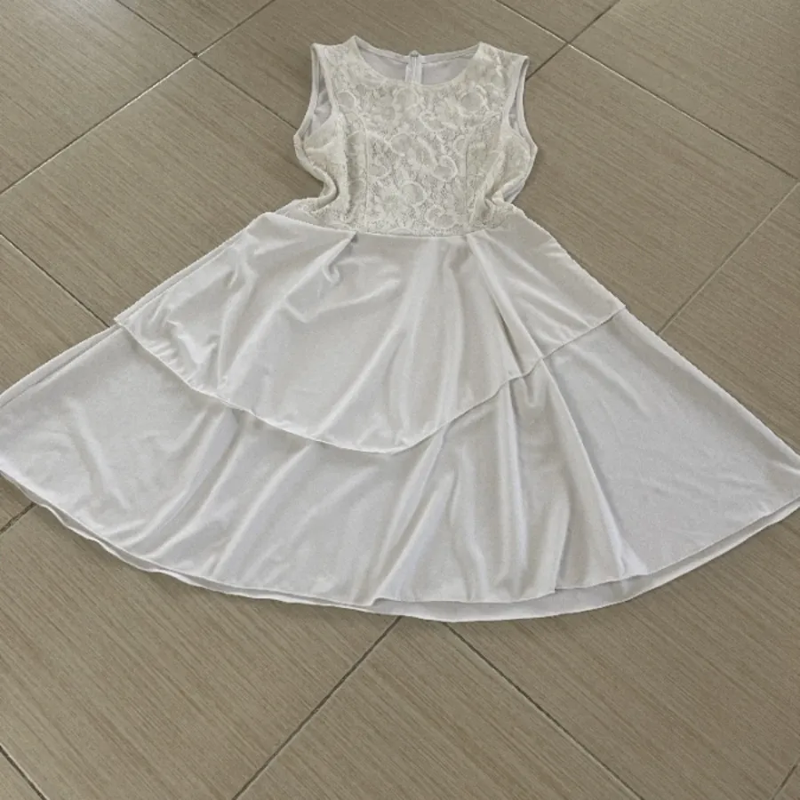 پیراهن سفید وارداتی