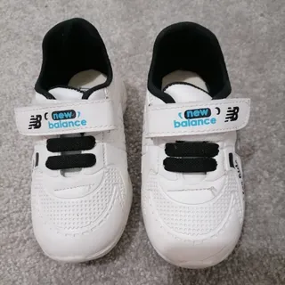 کتونی نیو بالانس