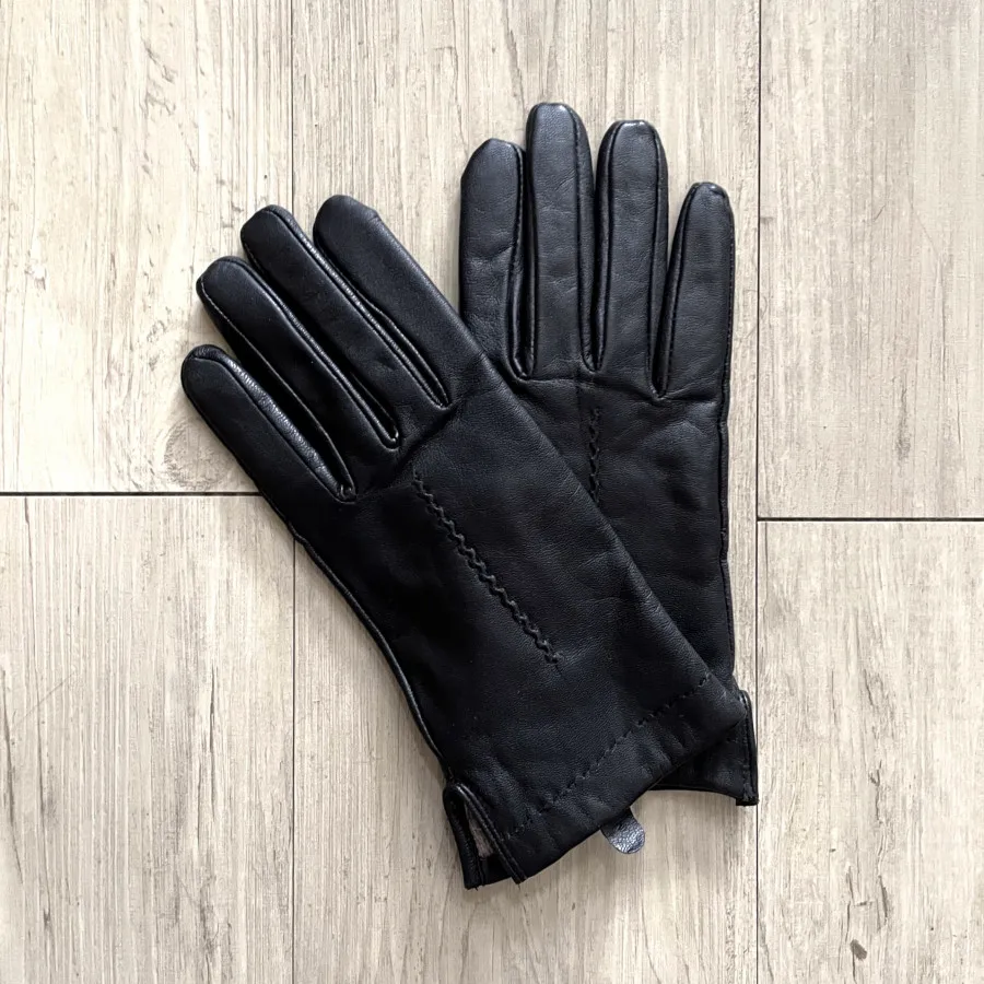 دستکش چرمی مارک بنتون